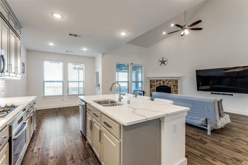 4135 Starlight Creek Drive