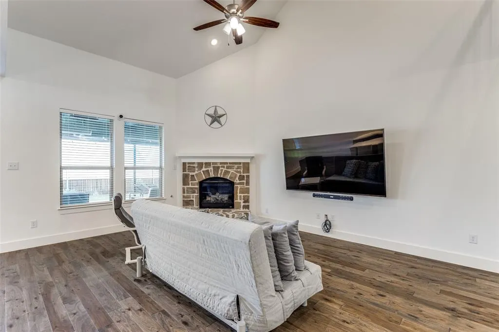 4135 Starlight Creek Drive