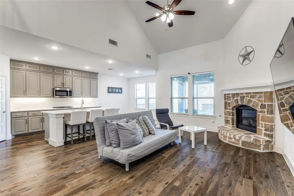 4135 Starlight Creek Drive