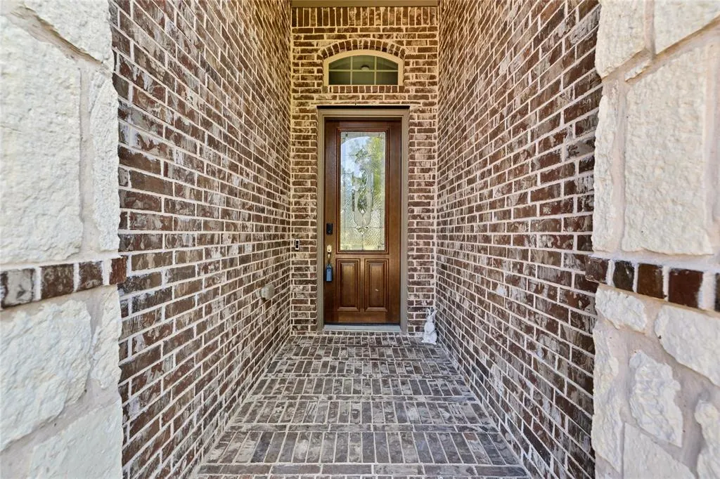 16117 Gladewater Terrace