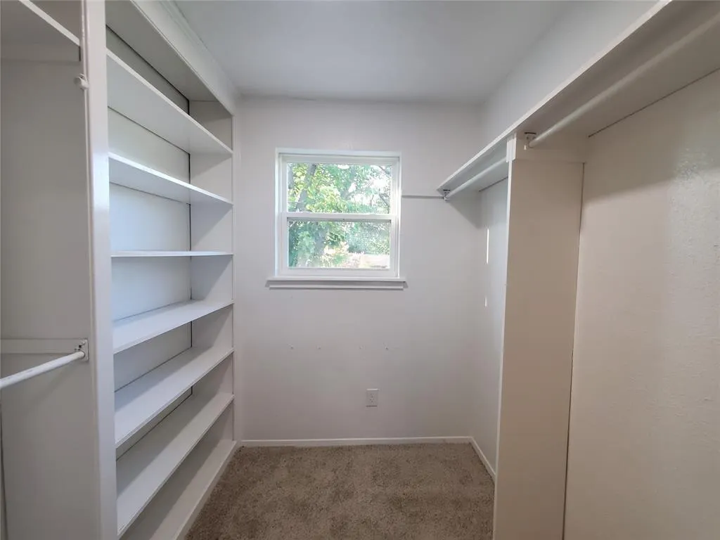 1227 Elmwood Drive