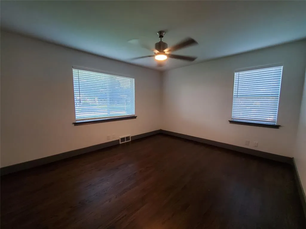 1227 Elmwood Drive
