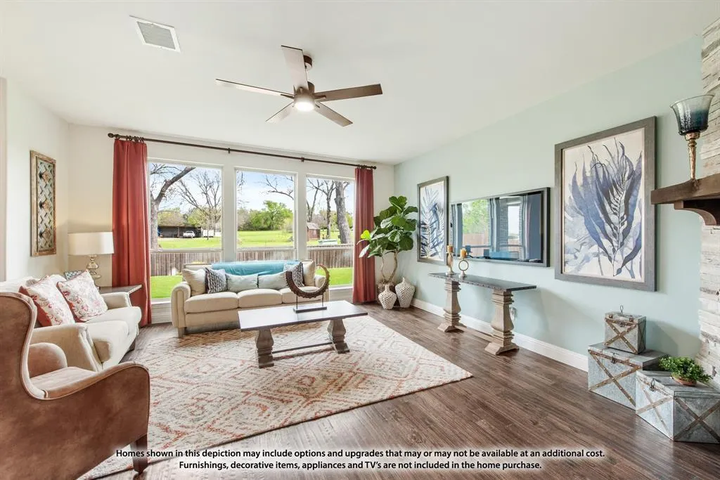 7308 Iris Road