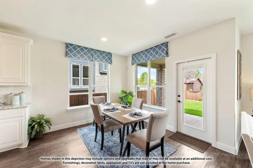 7308 Iris Road