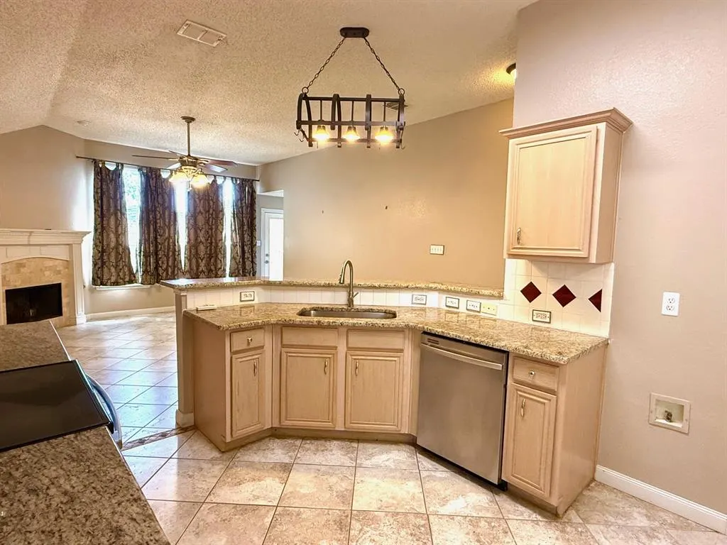 1516 Northaven Drive