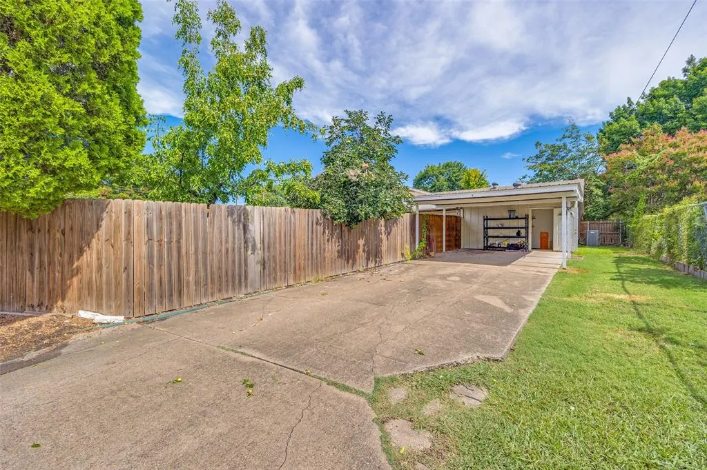 1108 Greencove Lane