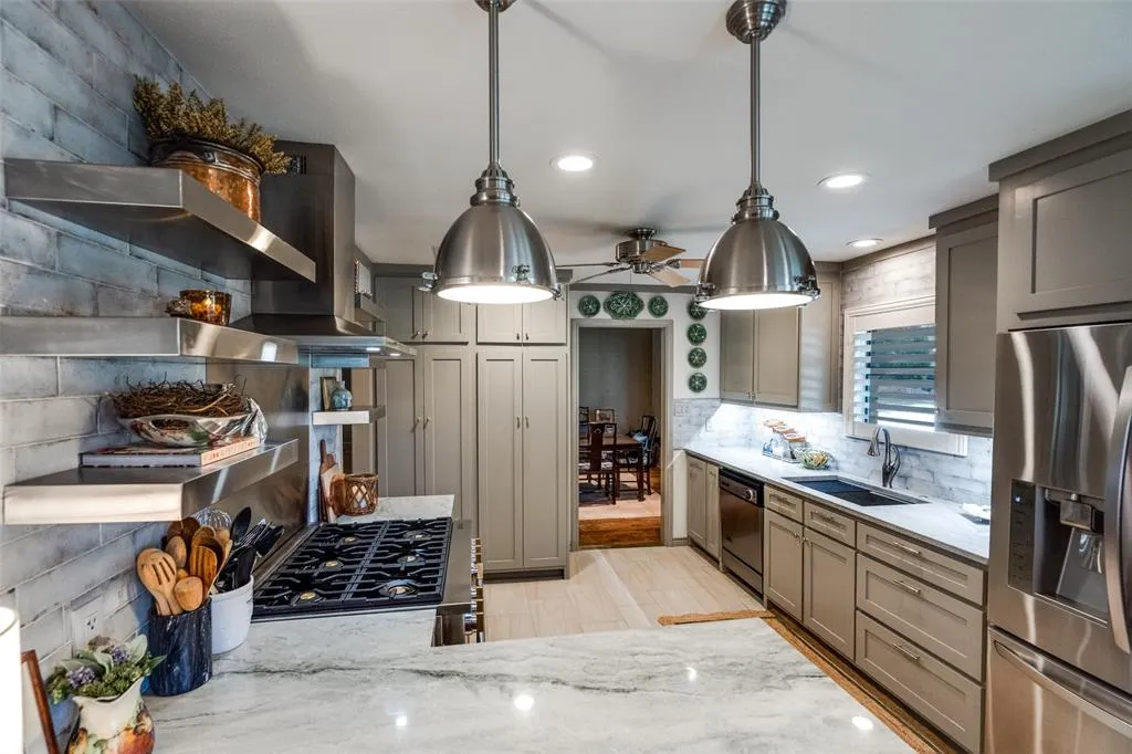 3608 Canoncita Lane
