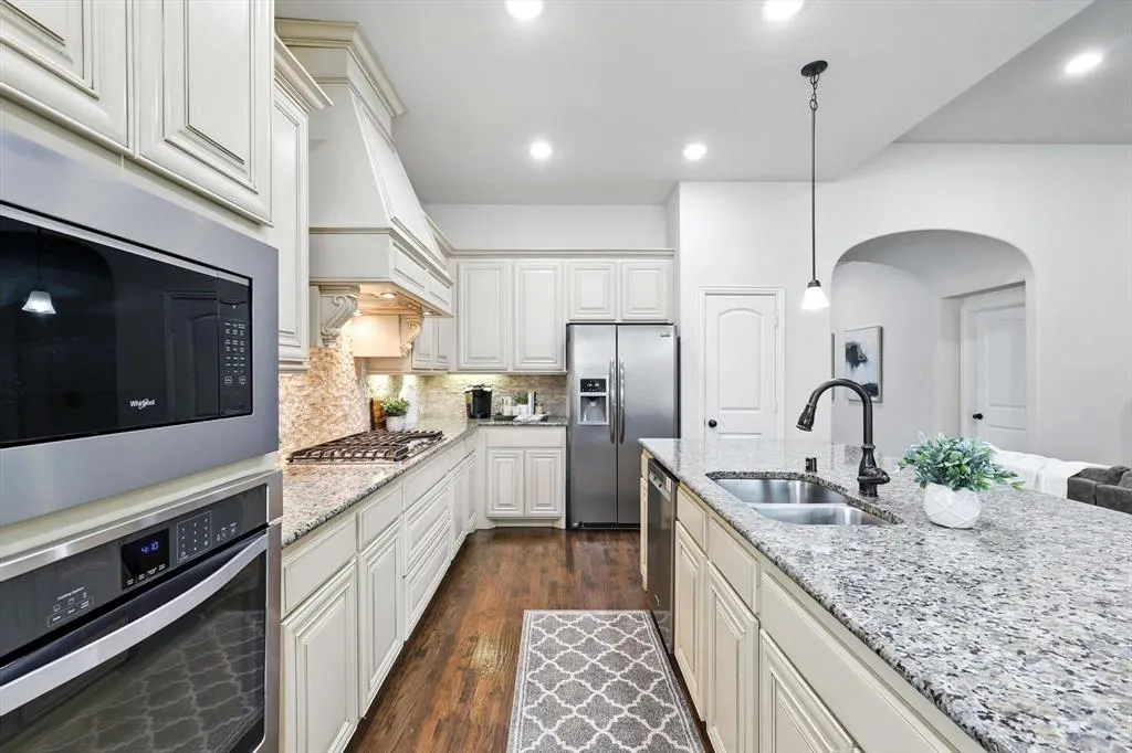 6804 Grand Mesa Parkway