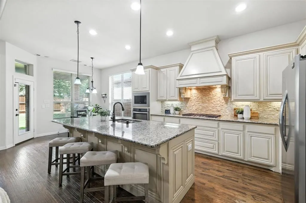 6804 Grand Mesa Parkway