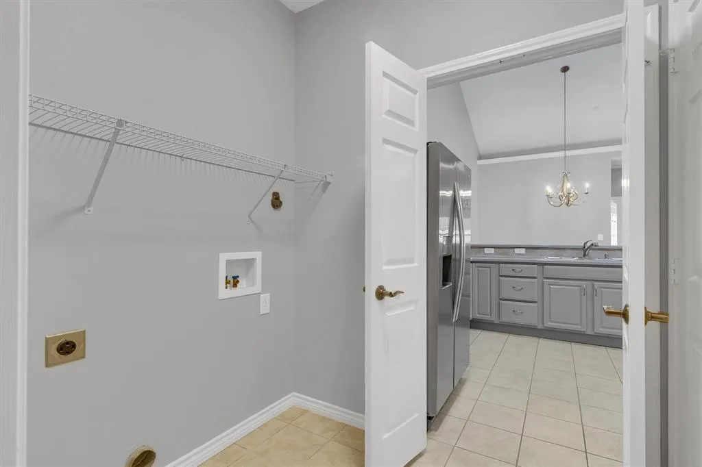 2601 Marsh Lane, #241