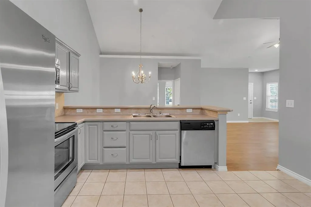 2601 Marsh Lane, #241