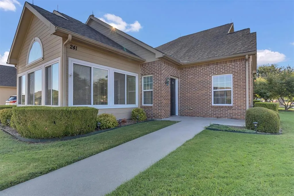 2601 Marsh Lane, #241