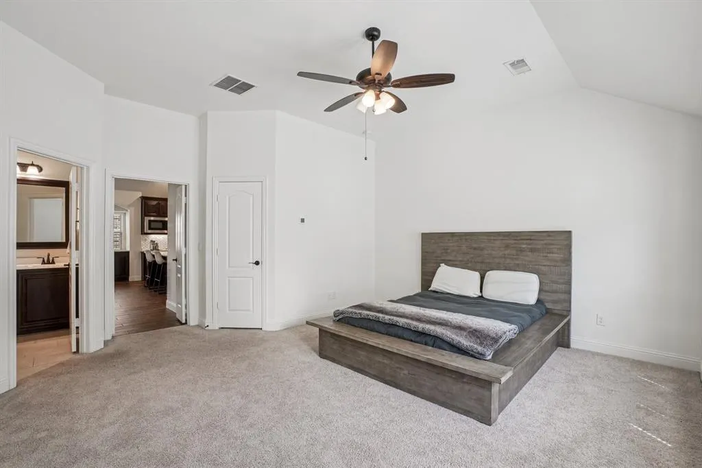 1236 Arrowwood Drive