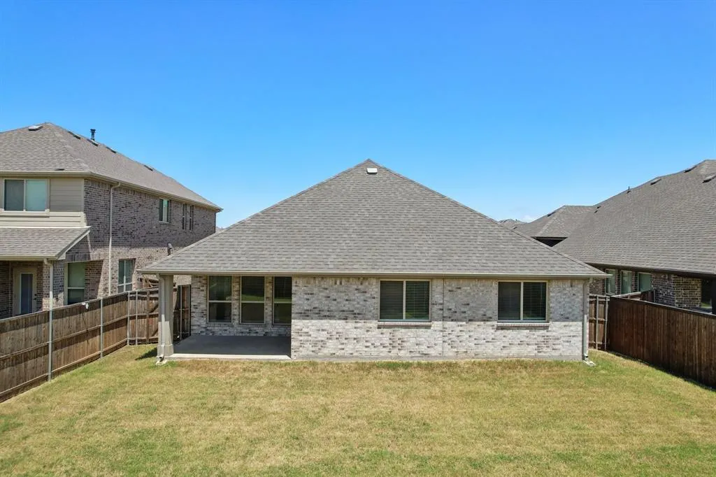 1236 Arrowwood Drive