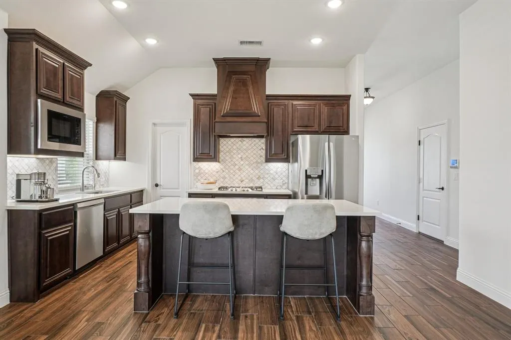 1236 Arrowwood Drive
