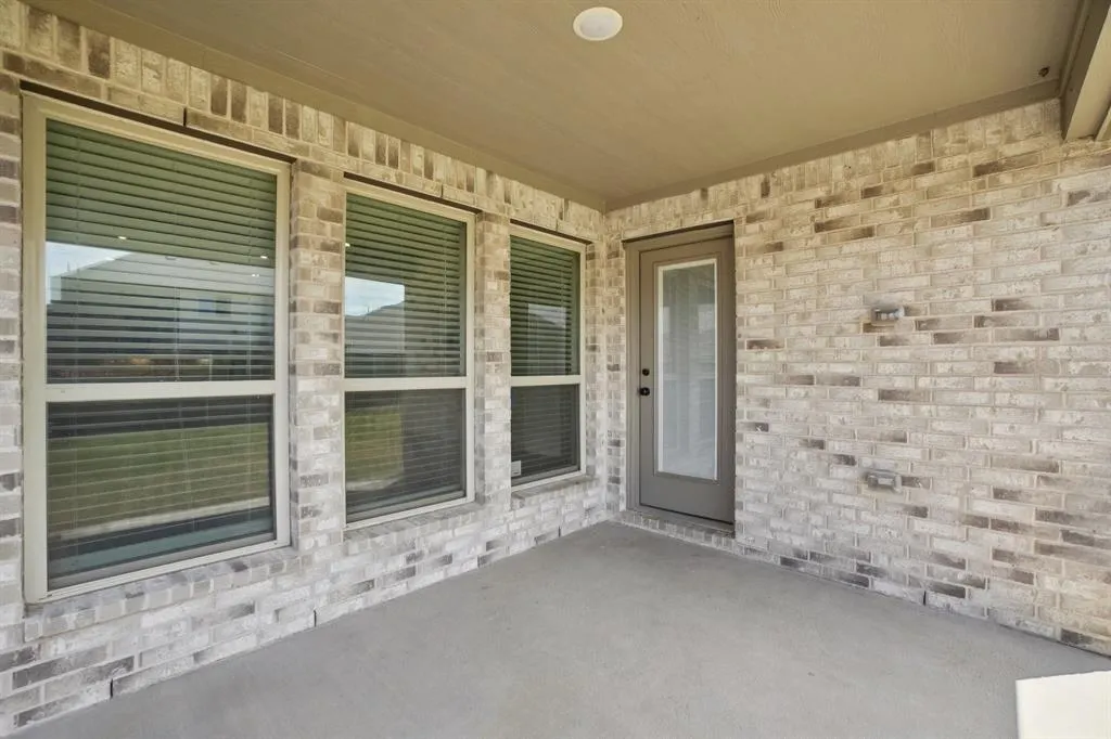 1236 Arrowwood Drive