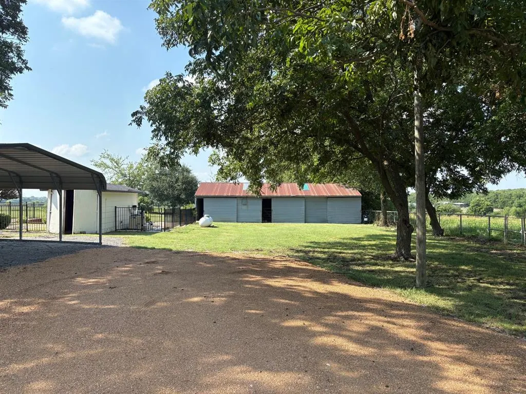 6049 County Road 173