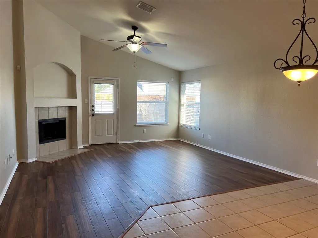 1535 Sleepy Hollow Drive