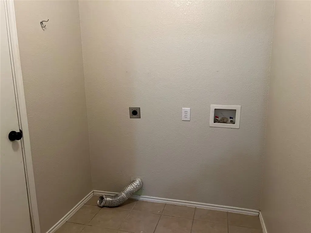 1535 Sleepy Hollow Drive