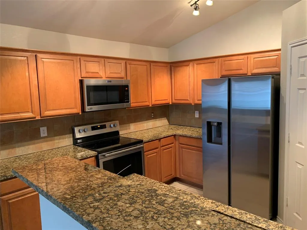 1535 Sleepy Hollow Drive