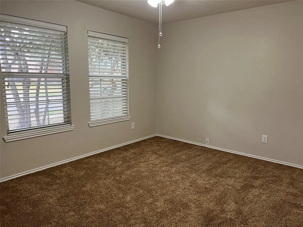 1535 Sleepy Hollow Drive