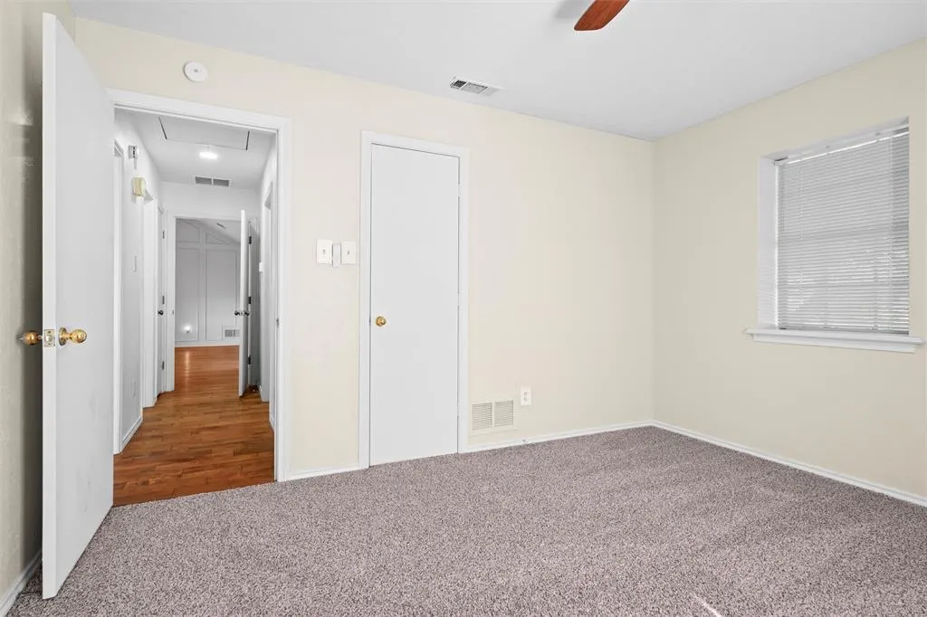 1204 Kenshire Lane