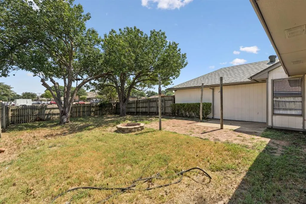 1411 Petunia Drive