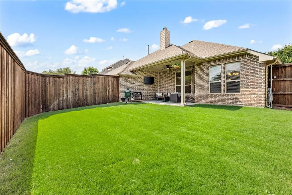 15841 River Glen Drive