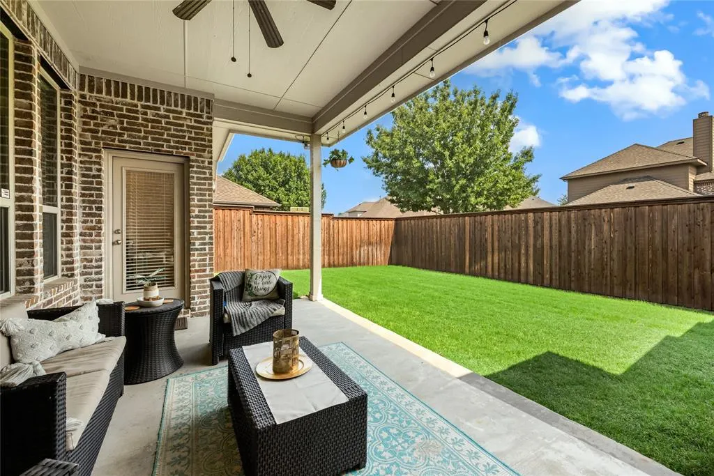 15841 River Glen Drive