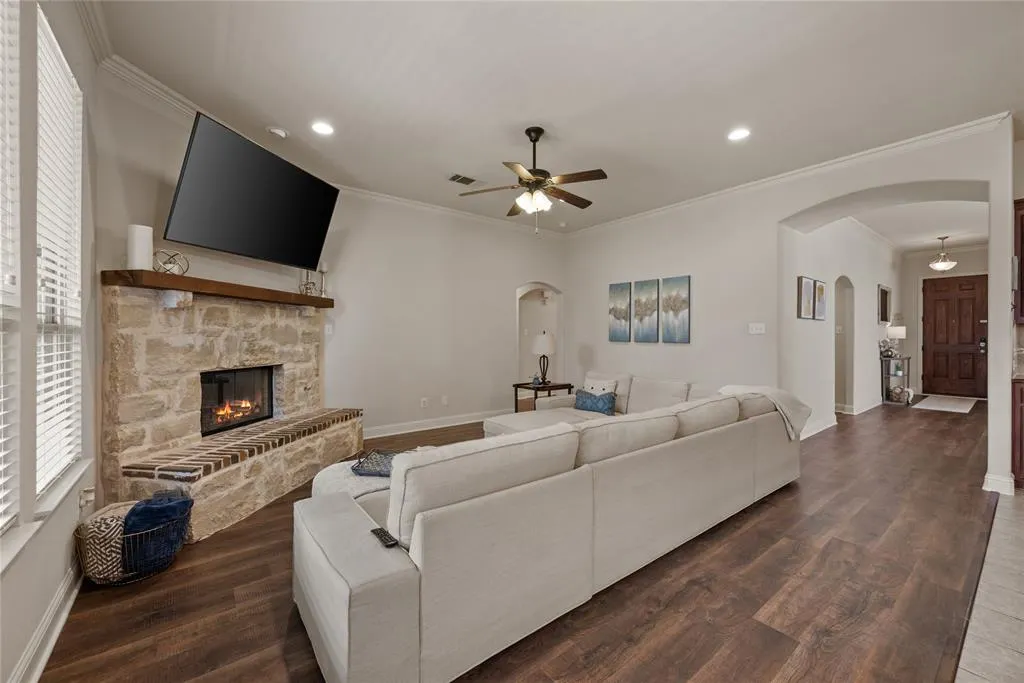 15841 River Glen Drive