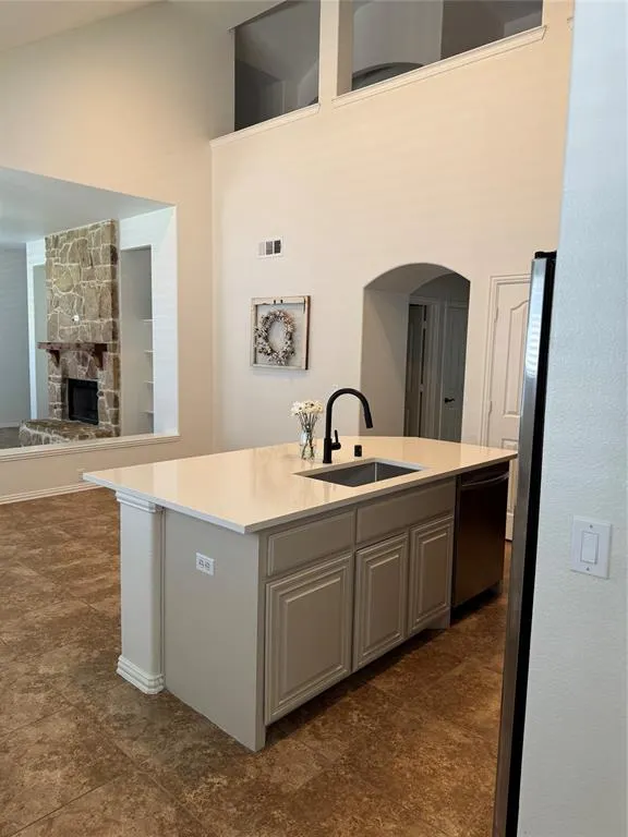 1112 Honeywell Drive