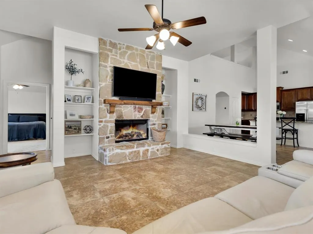 1112 Honeywell Drive