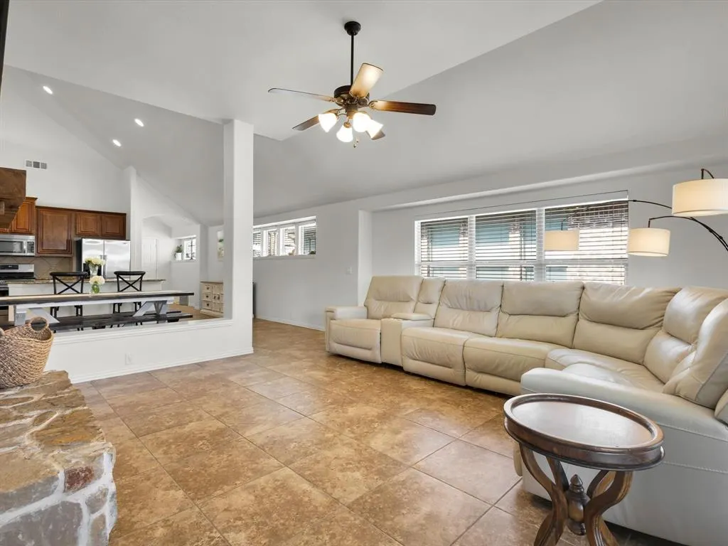 1112 Honeywell Drive