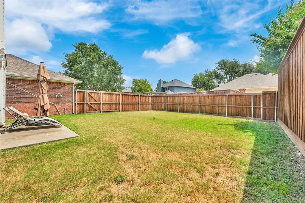 7704 Parkbrook Drive
