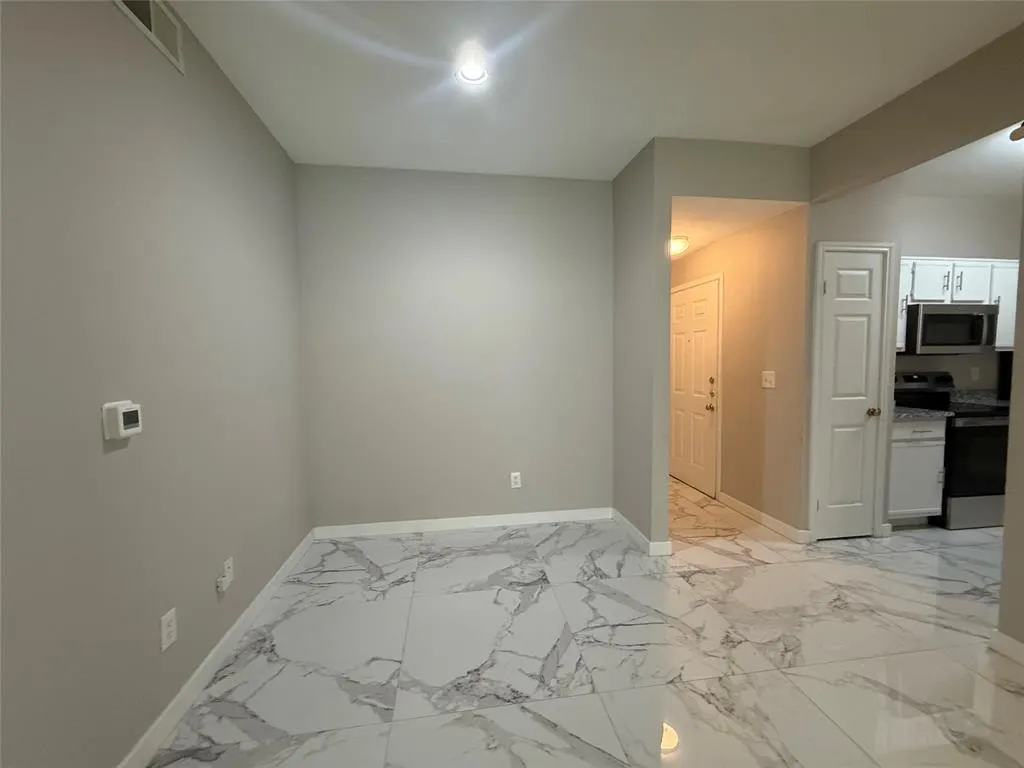 2524 Preston Road, #601