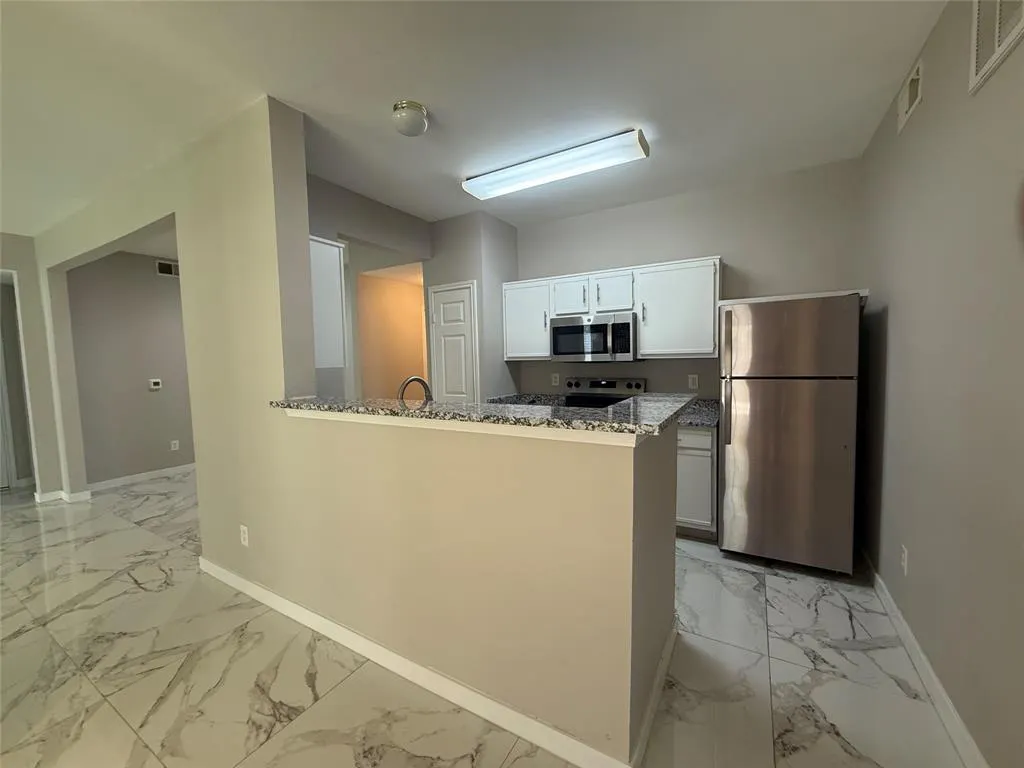 2524 Preston Road, #601