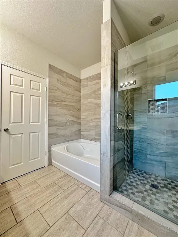 1637 Megan Creek Drive