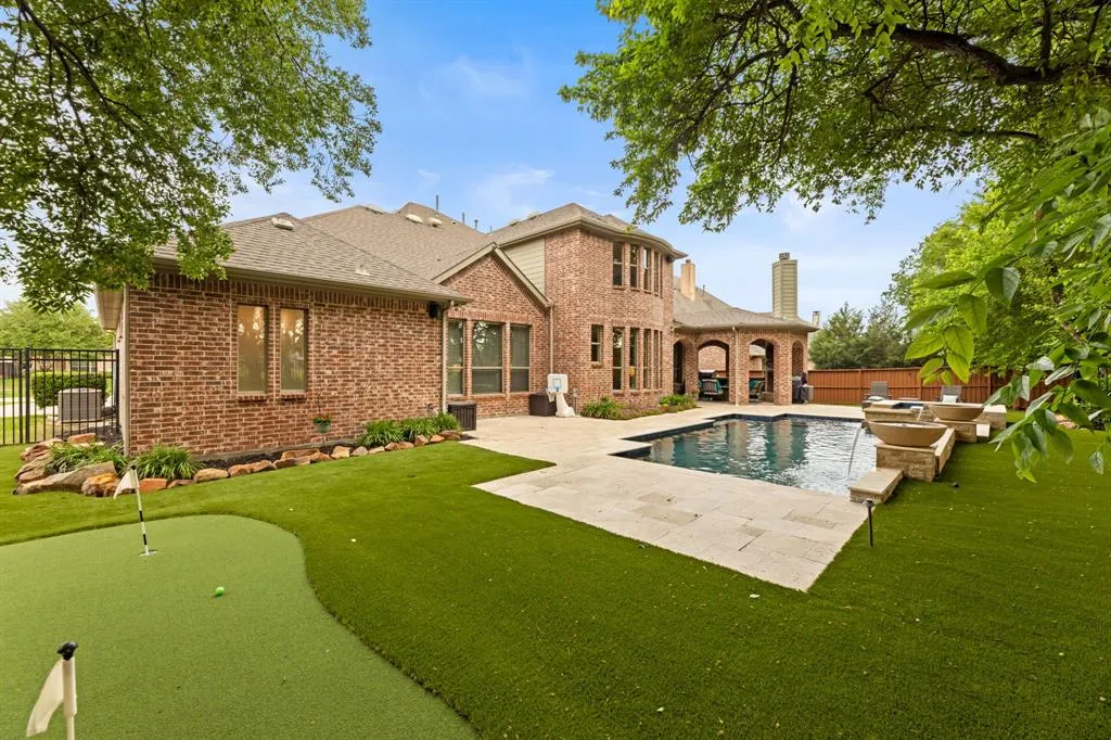 981 Deer Run Lane