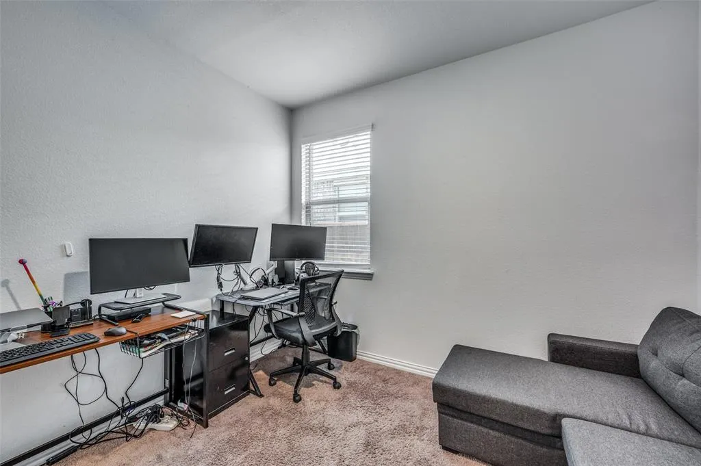 11425 Silver Queen Drive