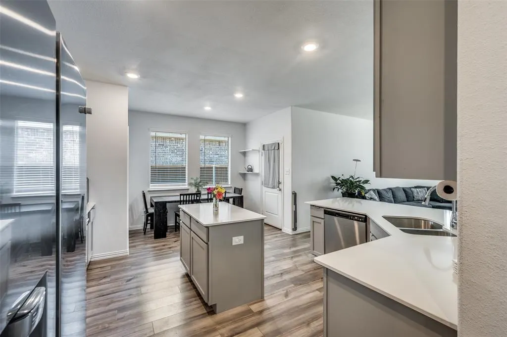11425 Silver Queen Drive