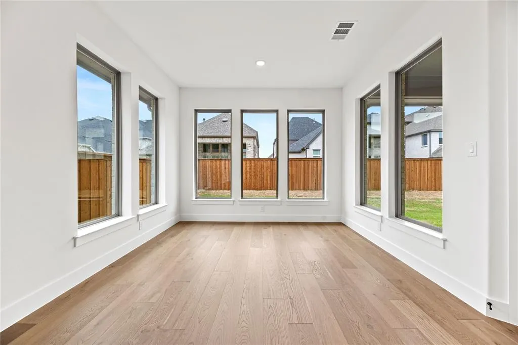 3916 Sunrise Lane