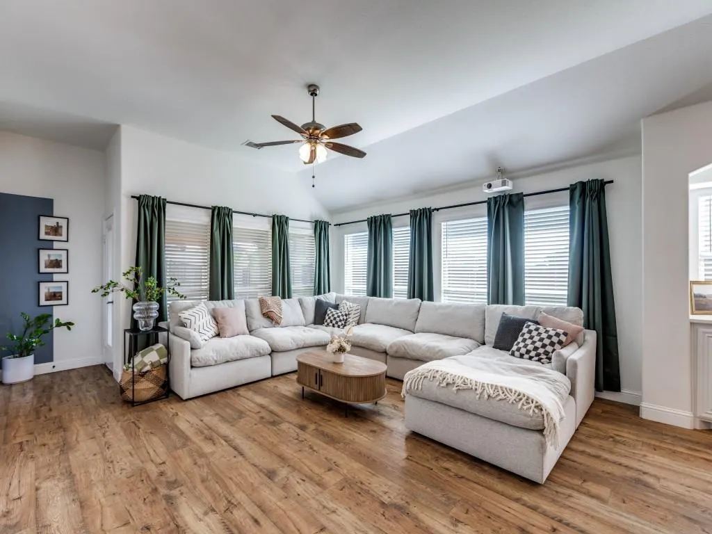 1337 Arrowwood Drive