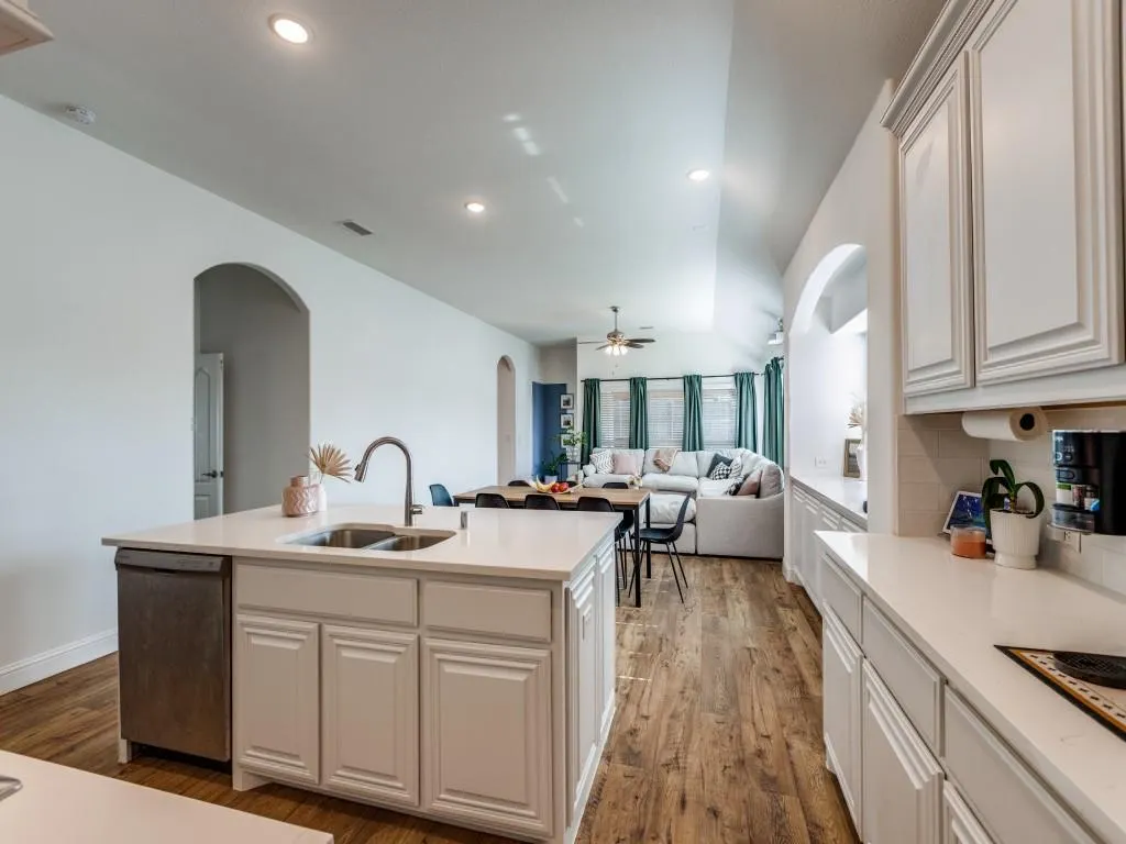 1337 Arrowwood Drive