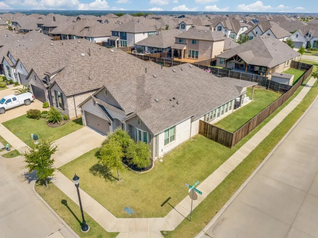 1337 Arrowwood Drive