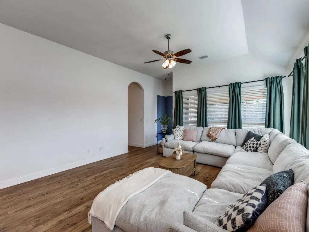 1337 Arrowwood Drive