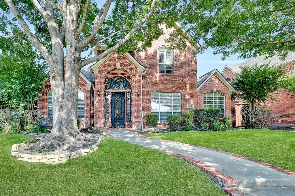 8312 Young Court