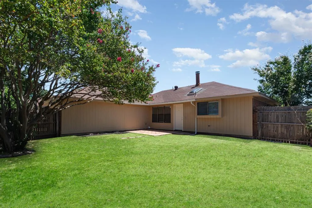 206 S Alder Drive