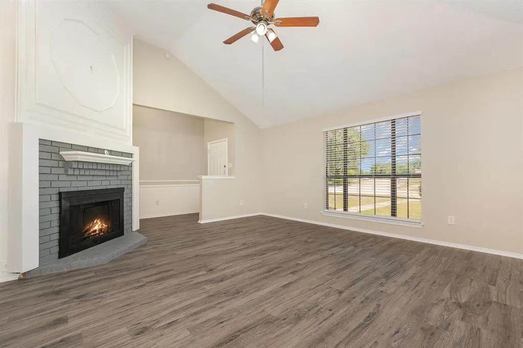 206 S Alder Drive