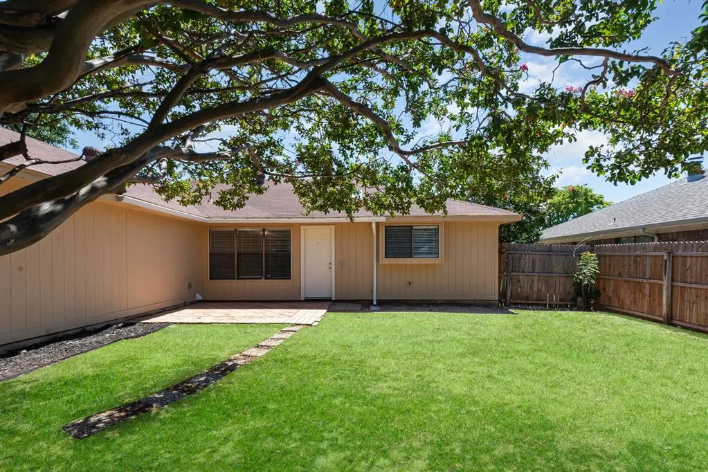 206 S Alder Drive