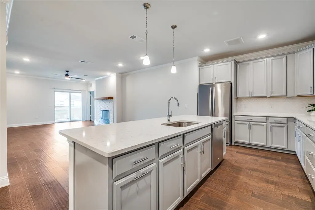 651 N Watters Road, #8402